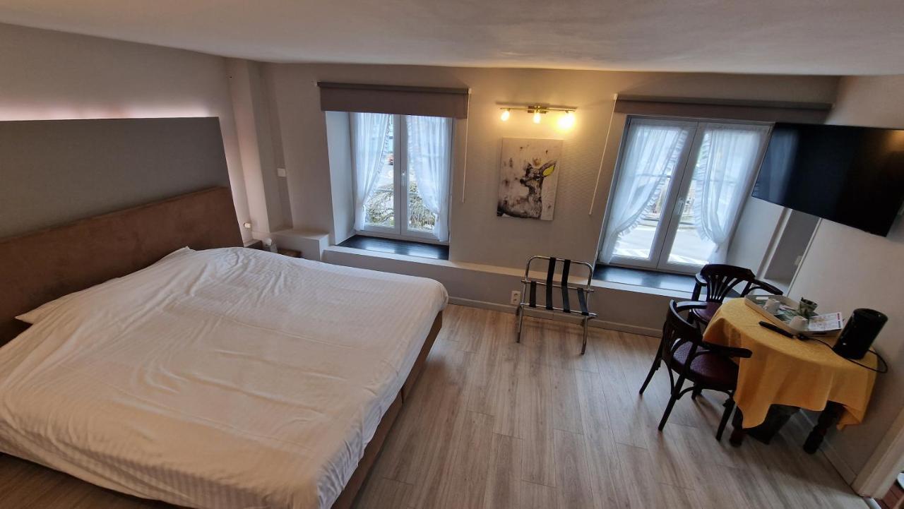 Royal Hotel-restaurant Bonhomme 3*