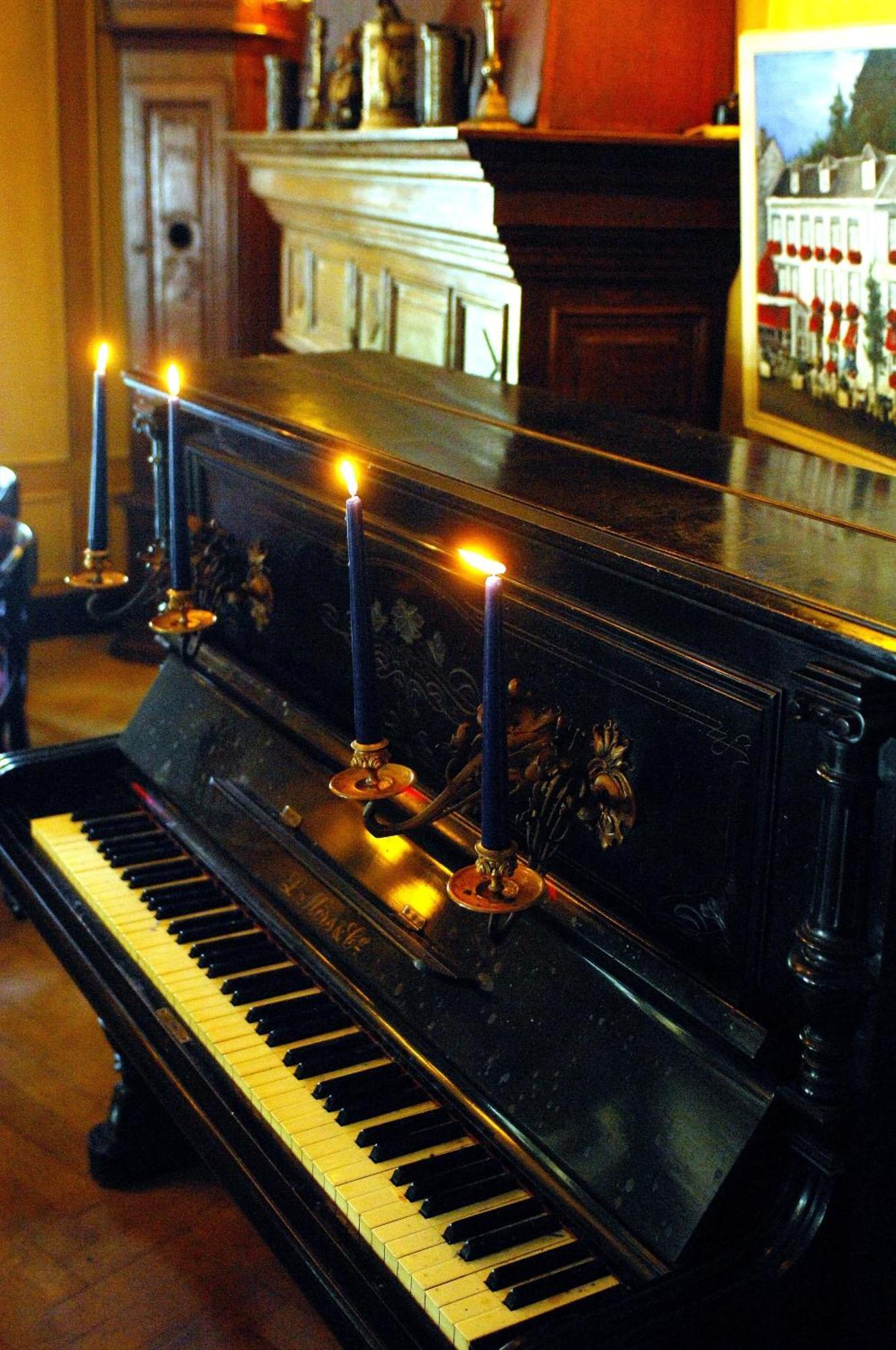 Royal Hotel-restaurant Bonhomme Hotel 3*