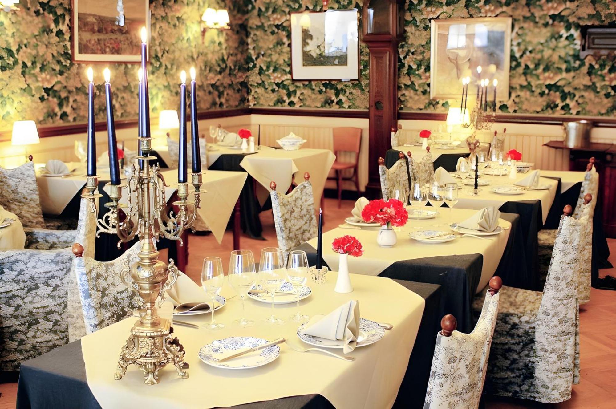 Hotel Royal Hotel-restaurant Bonhomme 3*