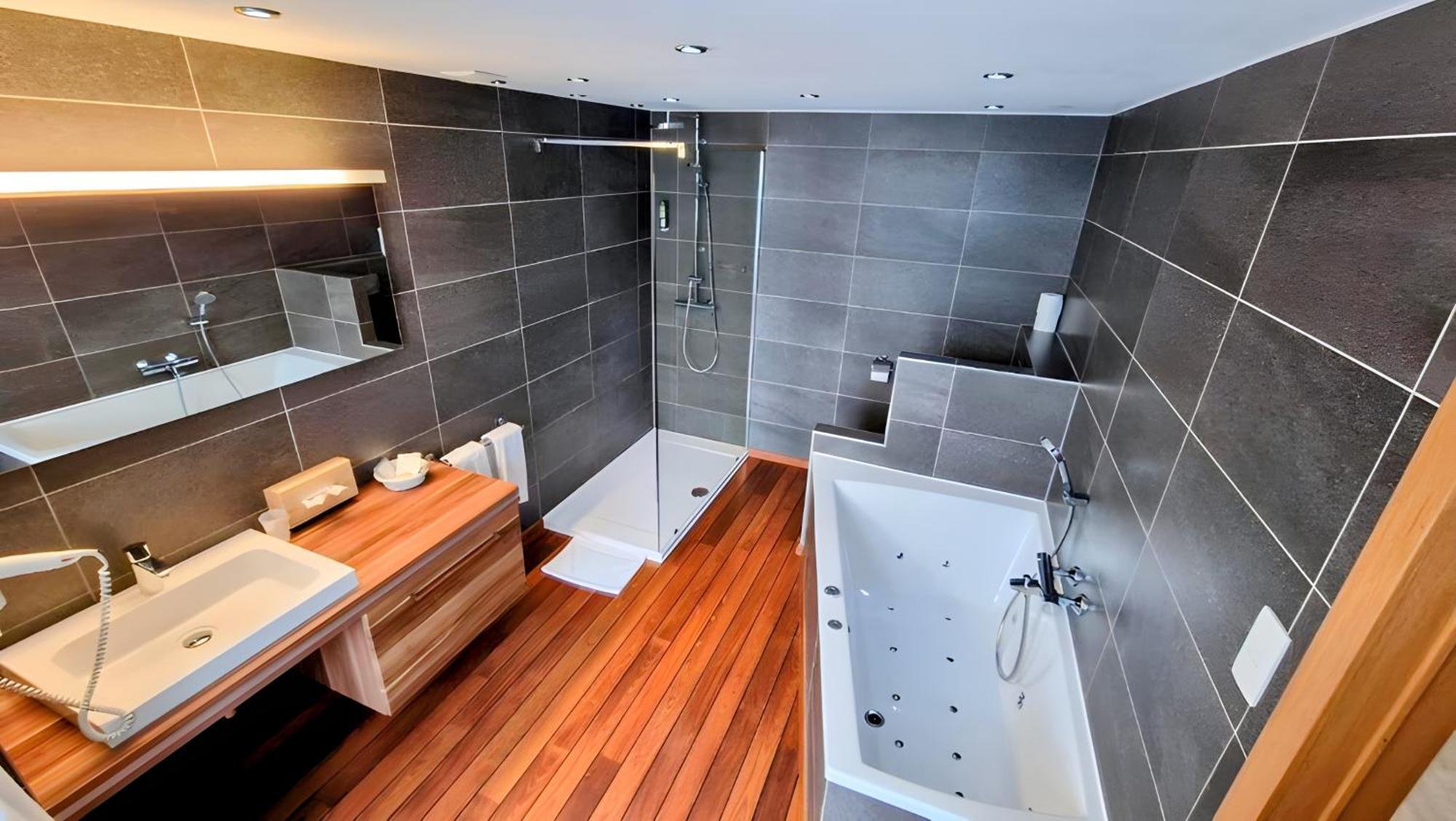 Royal Hotel-restaurant Bonhomme 3*